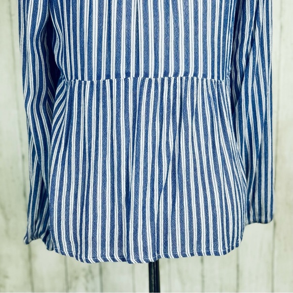 Old Navy | Blue and White Striped Blouse - Picture 6 of 11